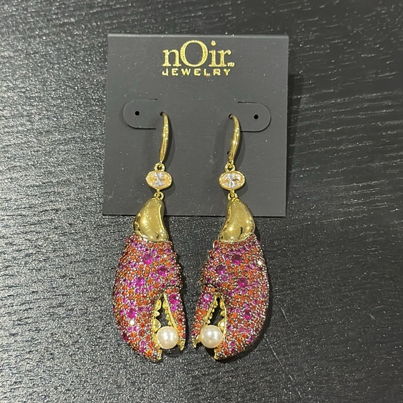 14KT Gold Plated Lobster Tortugas Claw Hook Dangling Earrings w Pearl - Picture 2 of 3